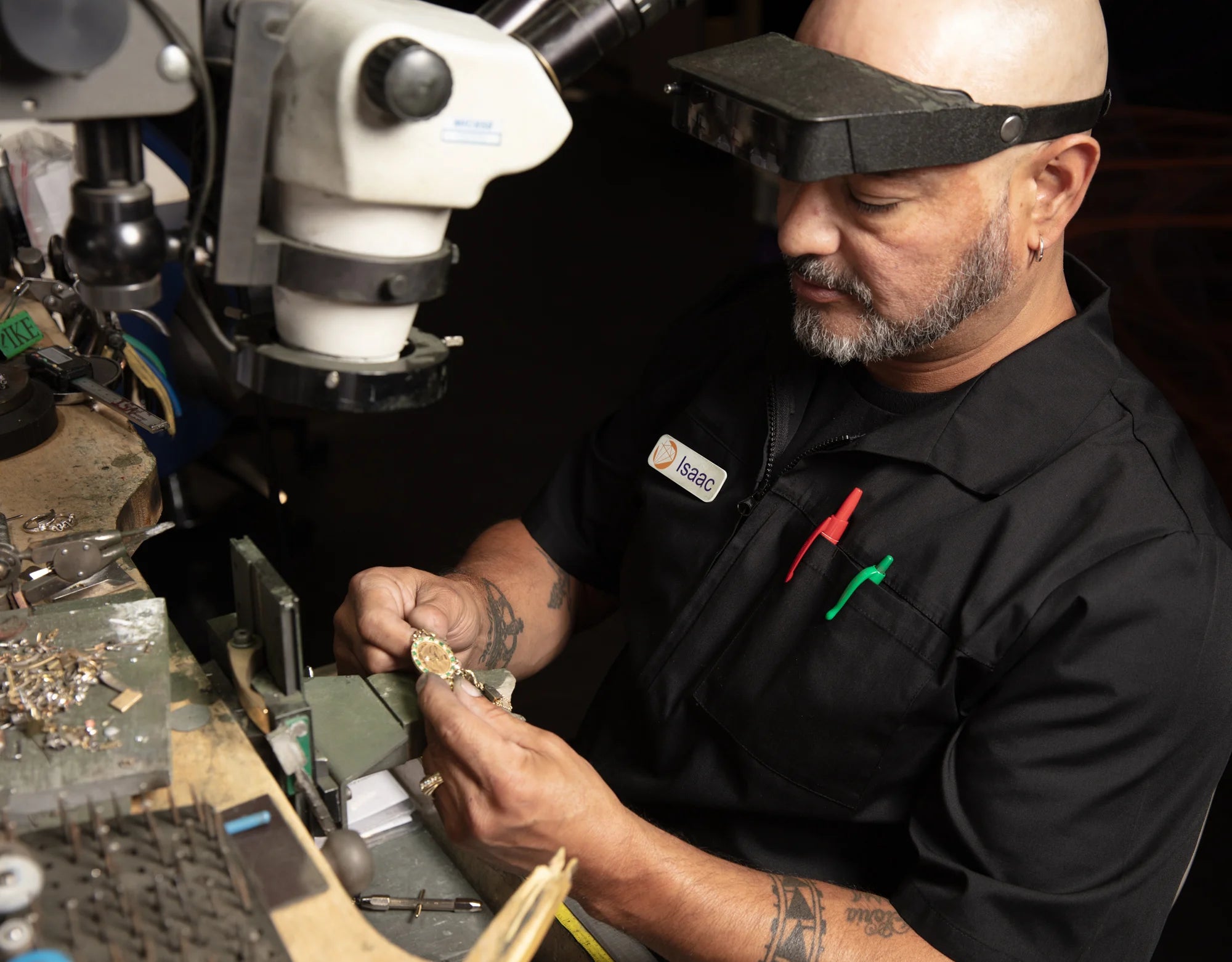 You have a jewelry problem? We solve those! 